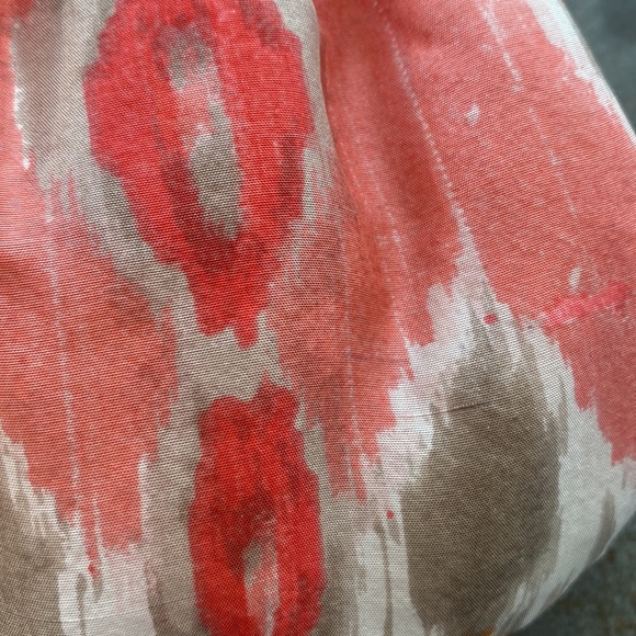 Chico’s silk pleated clutch GUC - Picture 13 of 14